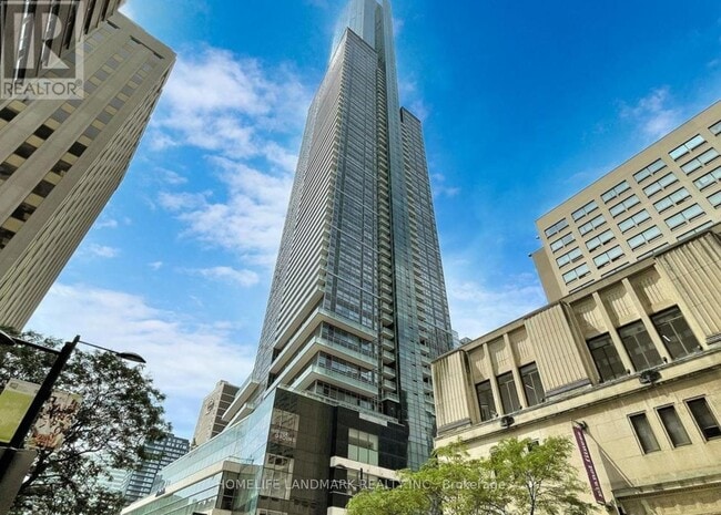 property at 386 Yonge St