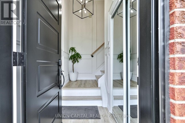 property at 21 Avon Crescent