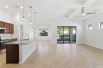 20956 Corkscrew Shores Blvd in Estero, FL - Building Photo - Building Photo