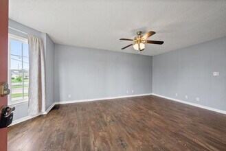 3260 S Senseney Cir in Clarksville, TN - Building Photo - Building Photo