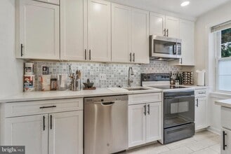 2206 Washington Ave-Unit -103 in Silver Spring, MD - Building Photo - Building Photo
