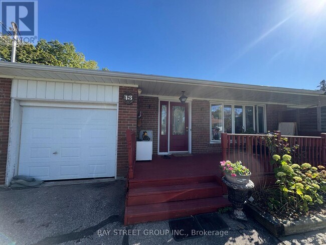 43 Sherwood Forest Dr in Markham, ON - Building Photo - Building Photo
