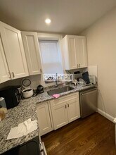 2017 Commonwealth Ave, Unit 4 in Boston, MA - Building Photo - Building Photo