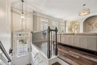 9003 Woodland Trail in Alpharetta, GA - Foto de edificio - Building Photo