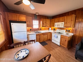 12 Seneca Dr in Queensbury, NY - Building Photo - Building Photo