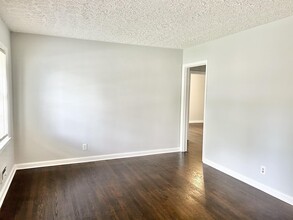 1987 Longdale Dr in Decatur, GA - Building Photo - Building Photo