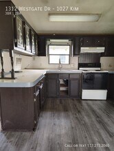 1312 Westgate Dr in Vermillion, SD - Building Photo - Building Photo