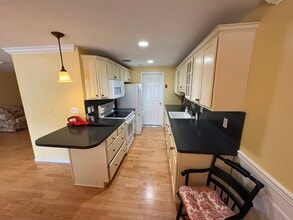 586 Blue Ridge Dr, Unit 586 in Medford, NY - Foto de edificio - Building Photo