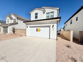 645 Grn Mountain Dr in Saint George, UT - Building Photo - Building Photo