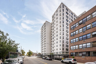 The Westbrook in Brooklyn, NY - Building Photo - Building Photo