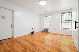537 W 133rd St in New York, NY - Foto de edificio - Building Photo