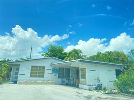 2525 Jackson St in Hollywood, FL - Building Photo
