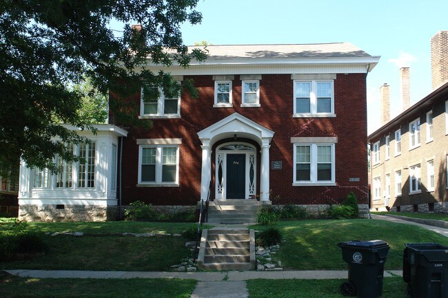 266 Lyndhurst Pl in Lexington, KY - Building Photo - Building Photo