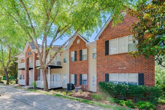 Avalon of Hermitage in Hermitage, TN - Foto de edificio - Building Photo