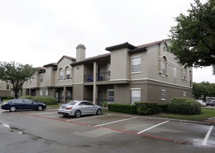 Camden Cimarron in Irving, TX - Building Photo - Building Photo