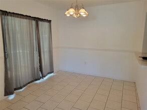 802 McLain Ct in Tavares, FL - Building Photo - Building Photo