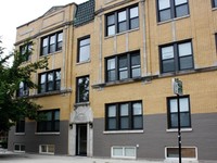 3718 W Fullerton in Chicago, IL - Foto de edificio - Building Photo