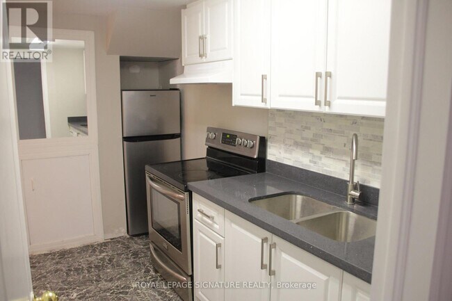 property at 530 Gibbons St
