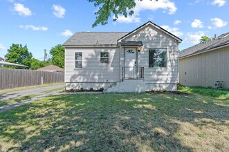 1734 N Stone St in Spokane, WA - Foto de edificio - Building Photo