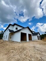 8425 Harvard Dr, Unit 8425 Harvard in Lumberton, TX - Building Photo