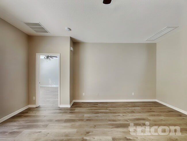 19322 Sunset Bay Dr in Land O Lakes, FL - Building Photo - Building Photo