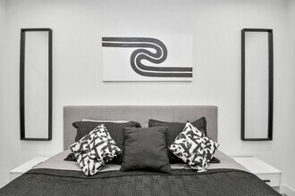 4610 Indie Hts Ln in Houston, TX - Building Photo - Building Photo