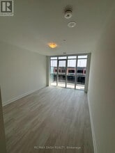 2425-2425 Simcoe St N in Oshawa, ON - Building Photo - Building Photo