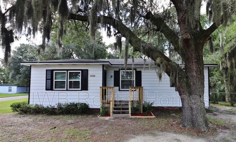 1204 Maynard St in Jacksonville, FL - Building Photo