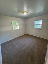 4621 Spatz Ave in Fort Wayne, IN - Building Photo - Building Photo