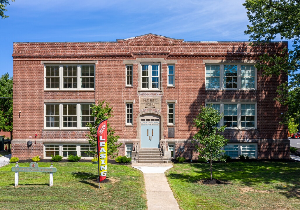 O'Connell School Apartments in Bristol, CT - Building Photo