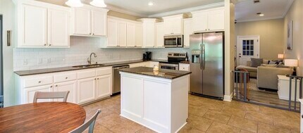 16027 Belle Brittany Ave in Baton Rouge, LA - Building Photo - Building Photo