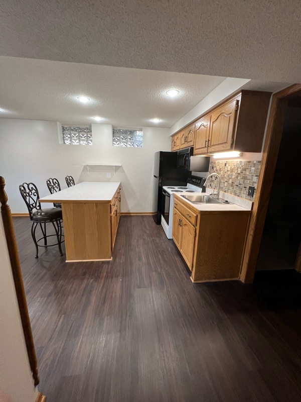 3525 Big Woods Blvd in Chaska, MN - Building Photo - Building Photo