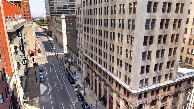 property at 300-314 N Broadway