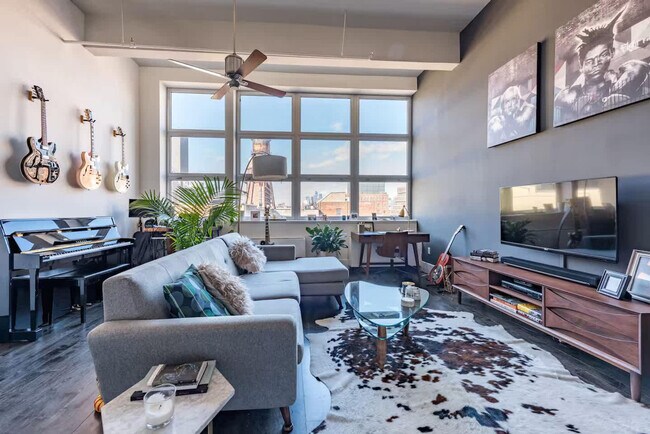 55 Berry St in Brooklyn, NY - Building Photo - Building Photo