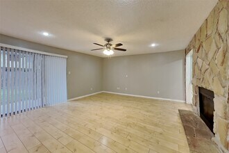 542 Enchanted Hollow Dr in Spring, TX - Building Photo - Building Photo