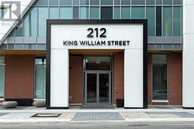 212 King William St in Hamilton, ON - Building Photo - Building Photo
