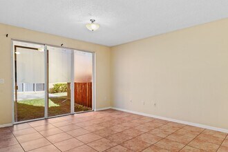 4215 NE 22nd Dr in Homestead, FL - Building Photo - Building Photo