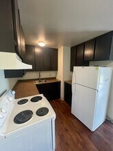 202 Sheila in Santa Maria, CA - Building Photo - Building Photo