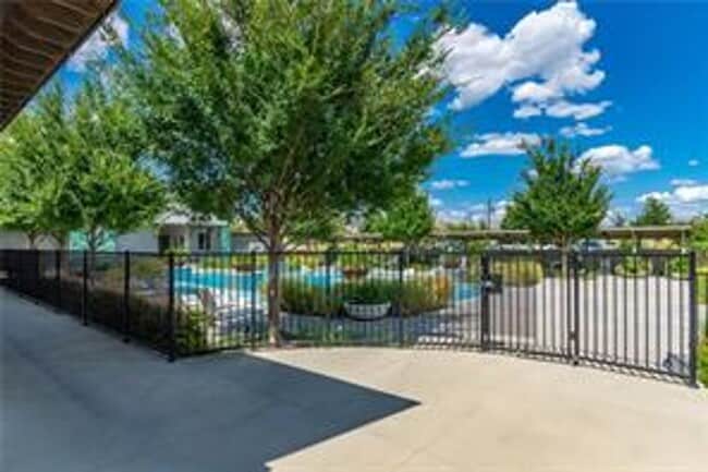 property at 713 Fenceline Dr