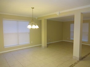 11730 Sinclair Dr in Indianapolis, IN - Building Photo - Building Photo
