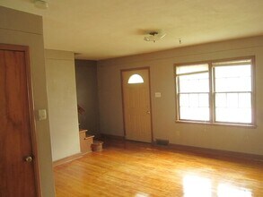 2407 Knapp St in Ames, IA - Building Photo - Building Photo