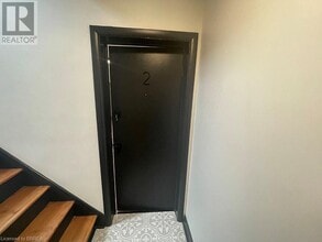 11-11 Sheridan St in Brantford, ON - Building Photo - Building Photo