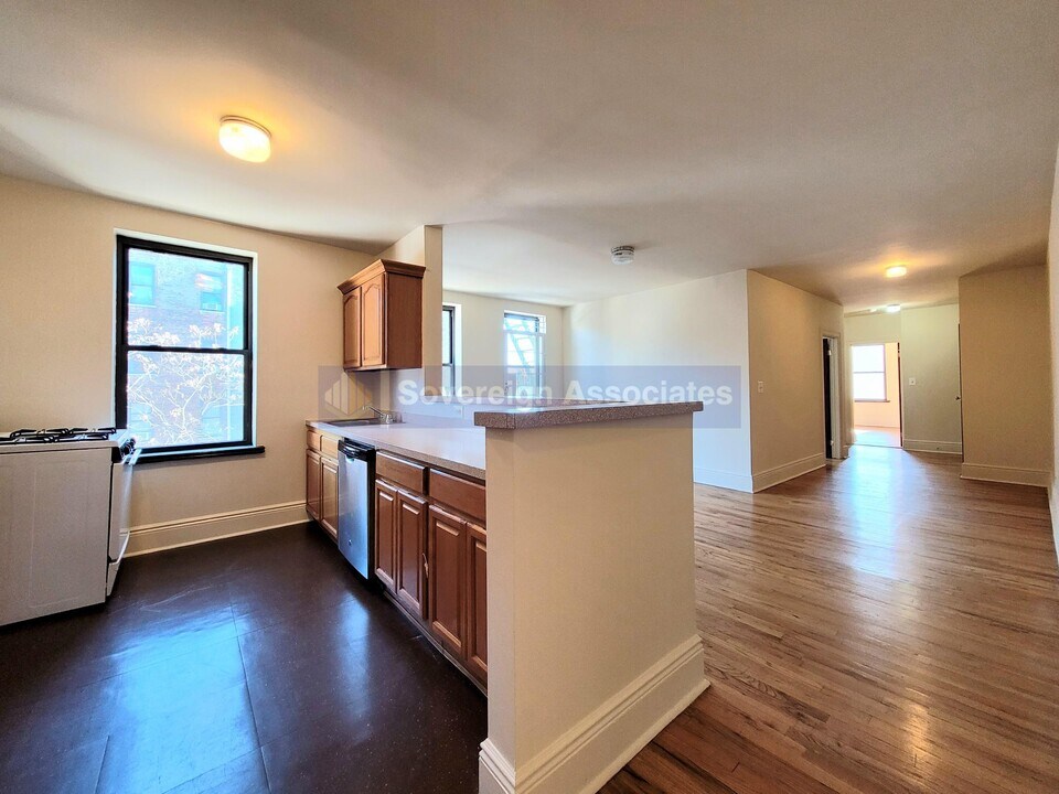 567 W 170th St-Unit -4E in New York, NY - Building Photo