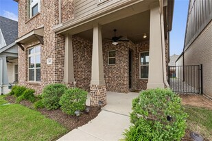 5613 Traveller Dr in North Richland Hills, TX - Foto de edificio - Building Photo