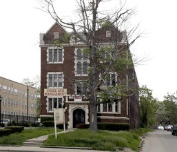 Historic Scarborough Place in Indianapolis, IN - Building Photo - Building Photo