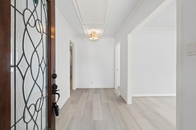 6249 Overbrook Ln in Houston, TX - Foto de edificio - Building Photo