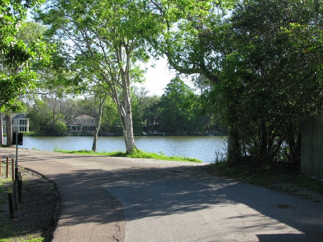 2800 July St, Unit 35 in Baton Rouge, LA - Building Photo - Building Photo