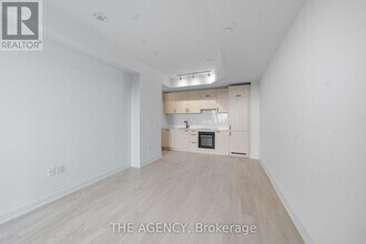 1 Kyle Lowry Rd in Toronto, ON - Building Photo - Building Photo
