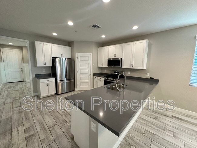 13180 W Cliffrose Rd in Peoria, AZ - Building Photo - Building Photo