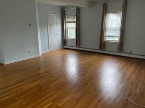 4021 214th Pl in Queens, NY - Building Photo - Building Photo